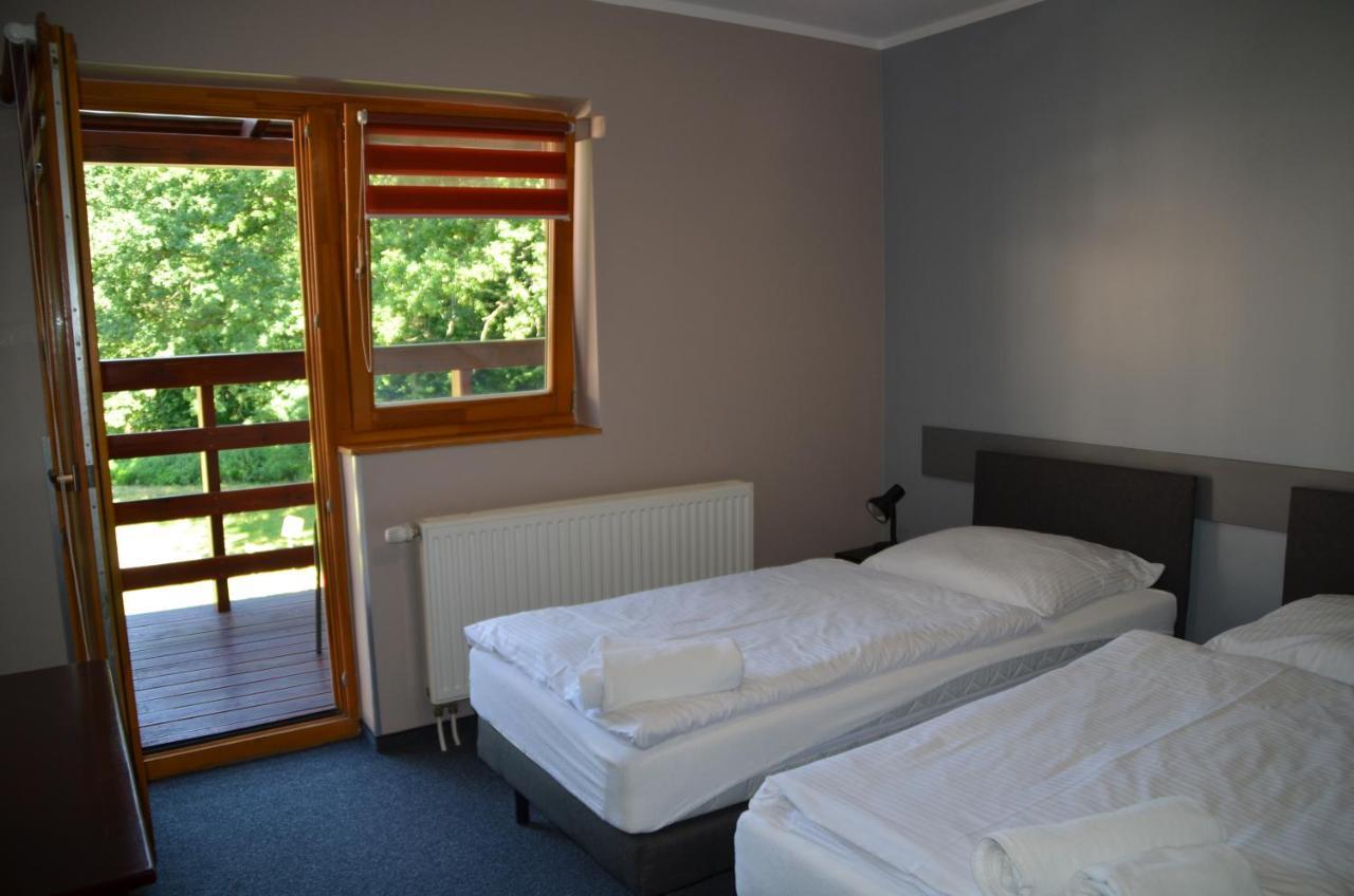 Hotel Tenis Chrząstowice Exteriör bild
