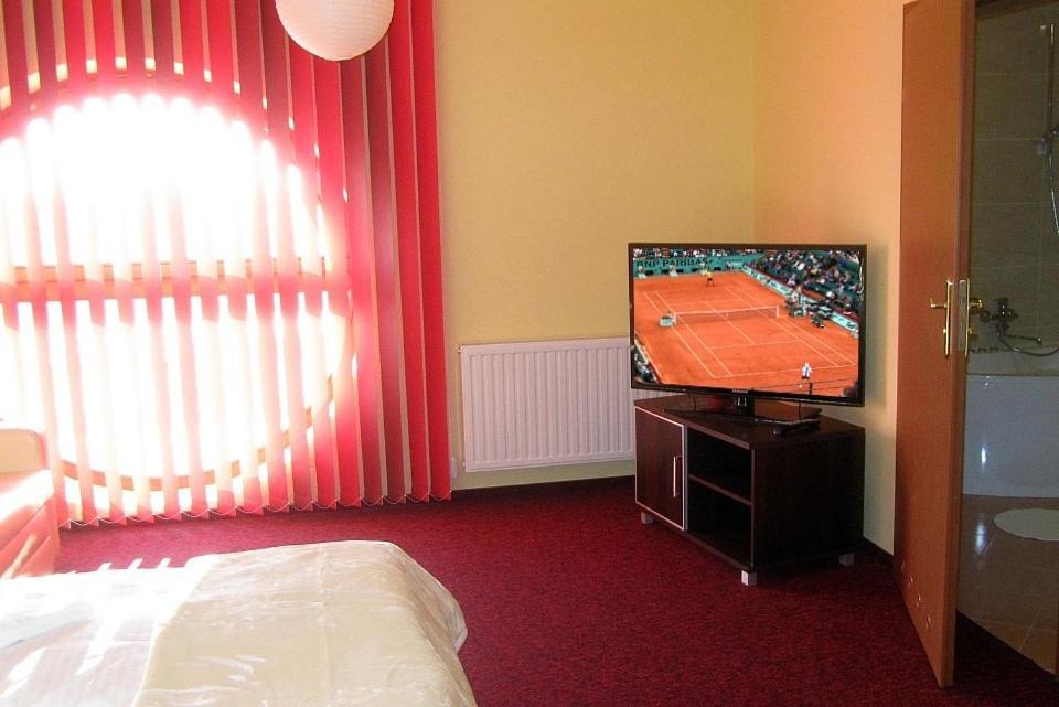 Hotel Tenis Chrząstowice Rum bild