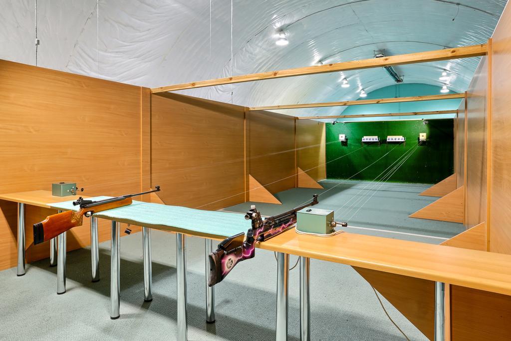 Hotel Tenis Chrząstowice Exteriör bild